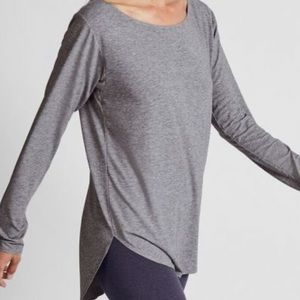 Uniqlo tunic top